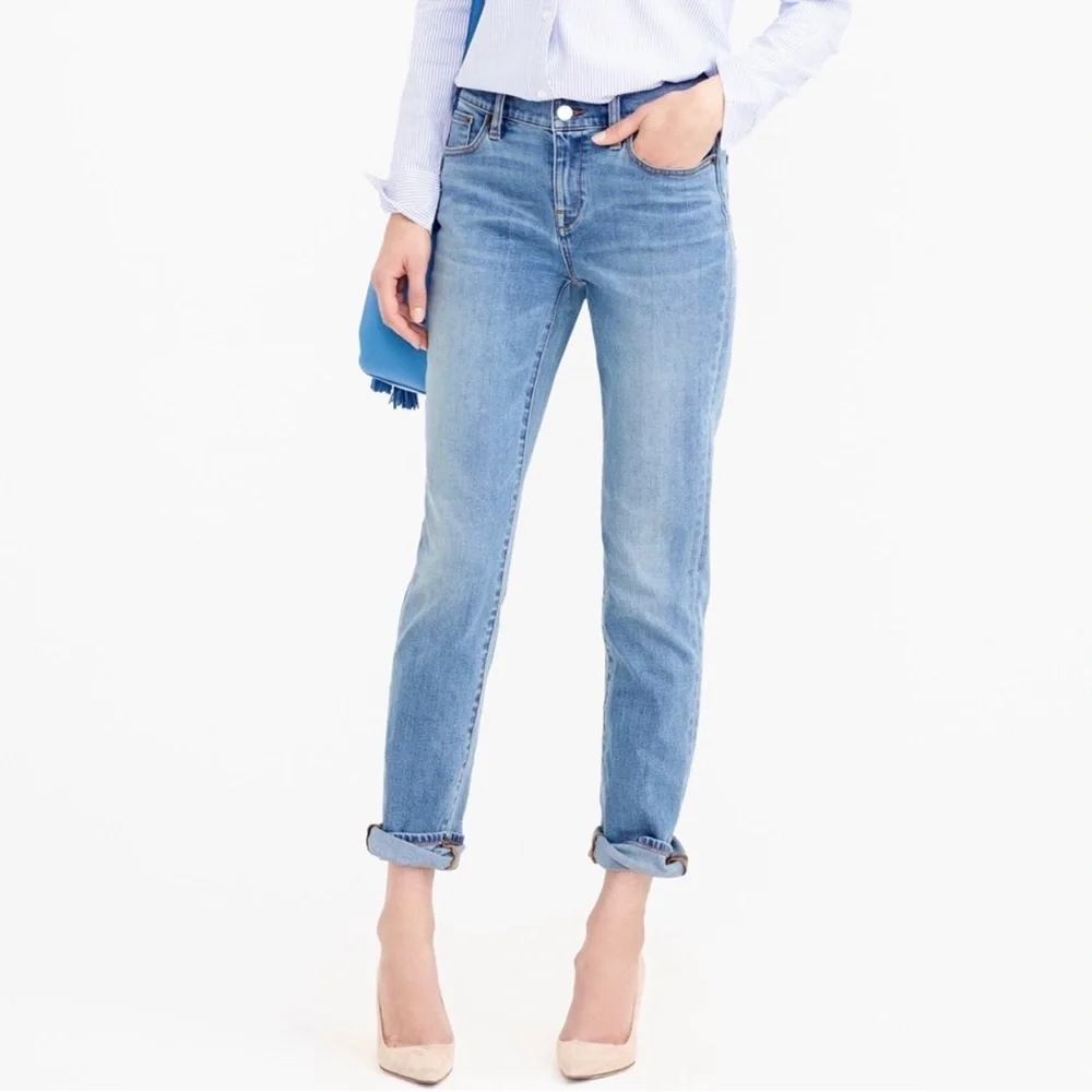 J. Crew high rise slim Straight boyfriend jean light blue 27 tall long